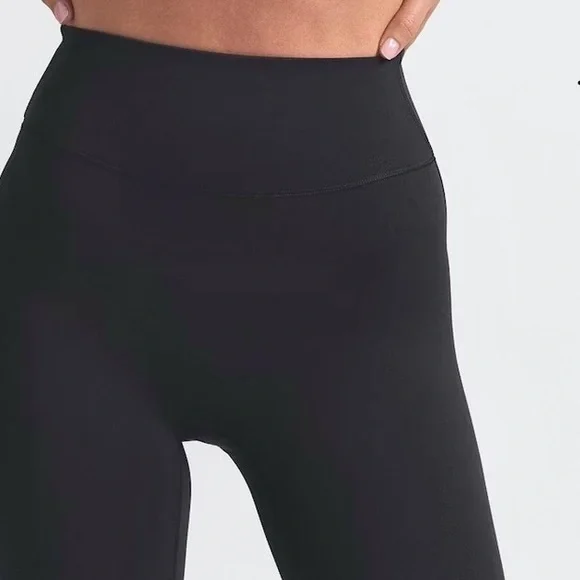 SKIMS Nike Matte Leggings Small - Picture 2 of 7